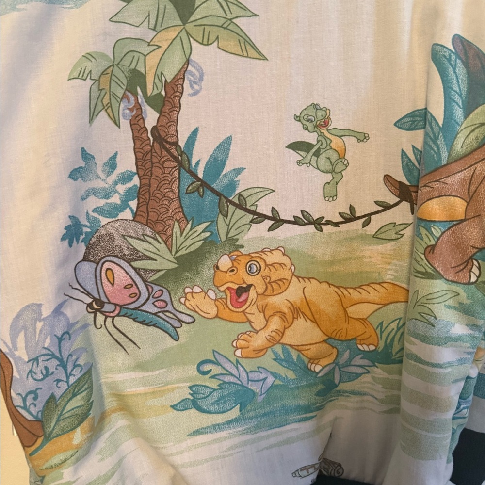 Hand made Land Before Time Crewneck - Picture 9 of 12